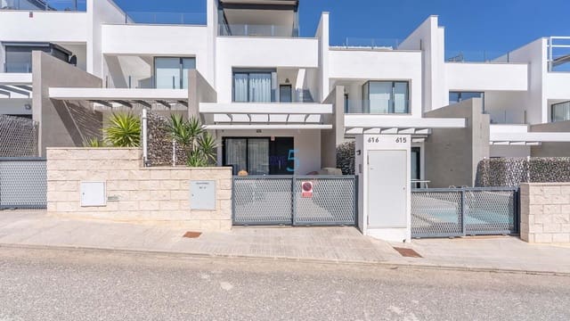 3 soveværelse Byhus til salg i Villamartin, Orihuela med swimmingpool garage - € 340.000 (Ref: 9585048)