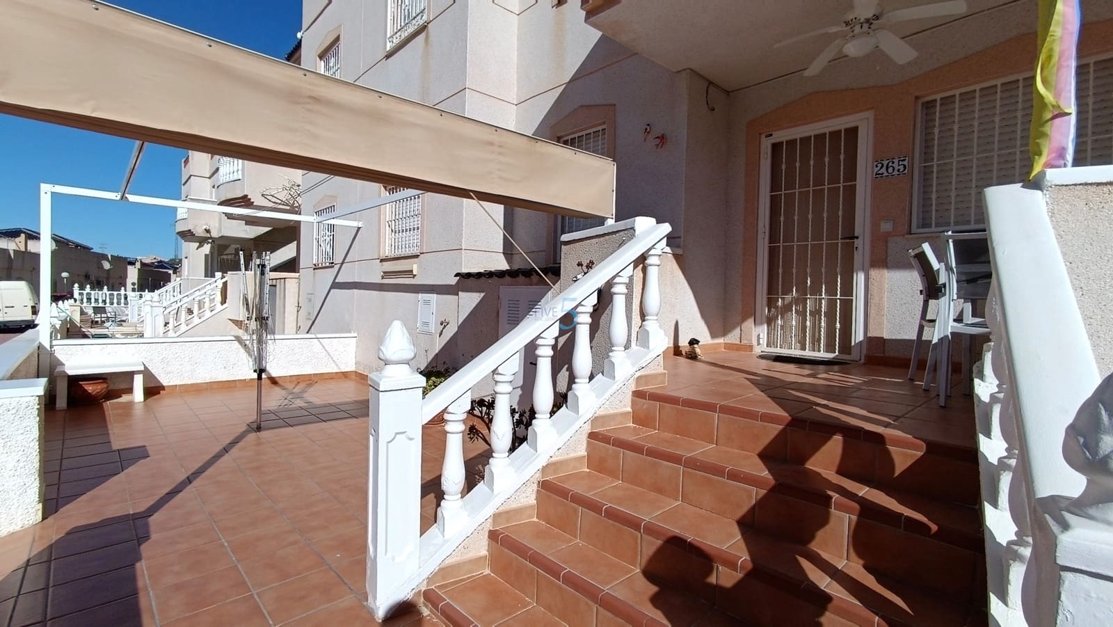 2 soveværelse Lejlighed til salg i Ciudad Quesada med swimmingpool - € 125.000 (Ref: 9585049)