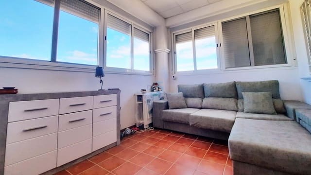2 chambre Appartement à vendre à Los Altos avec piscine garage - 179 999 € (Ref: 9588515)
