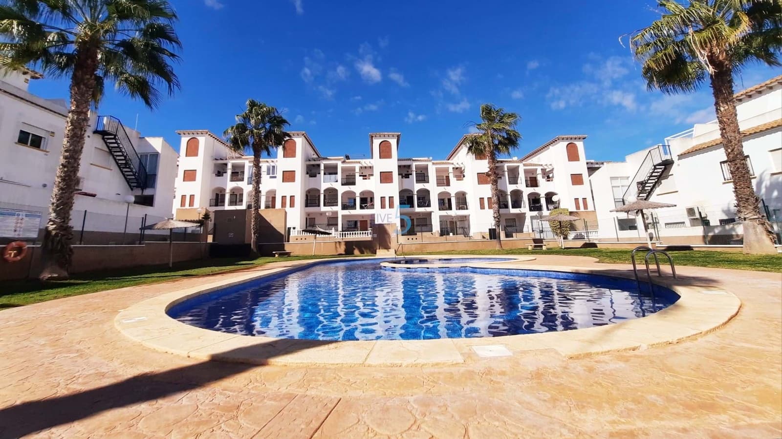 2 chambre Appartement à vendre à Los Altos avec piscine garage - 179 999 € (Ref: 9588515)