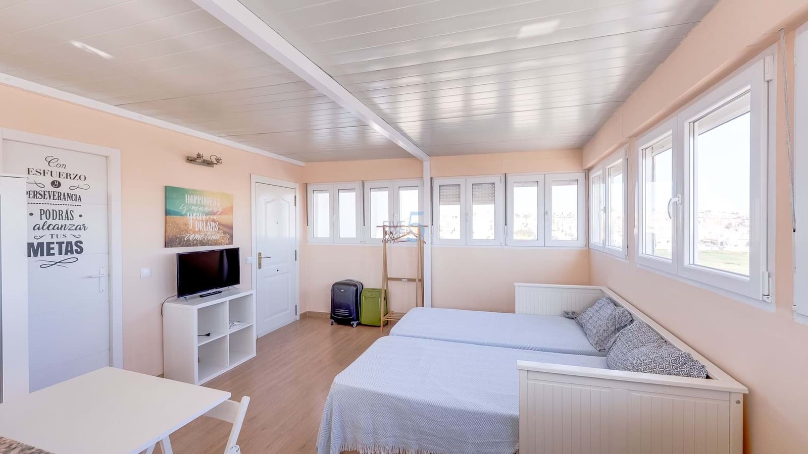 2 bedroom Apartment for sale in Los Altos with pool garage - € 179,999 (Ref: 9588515)