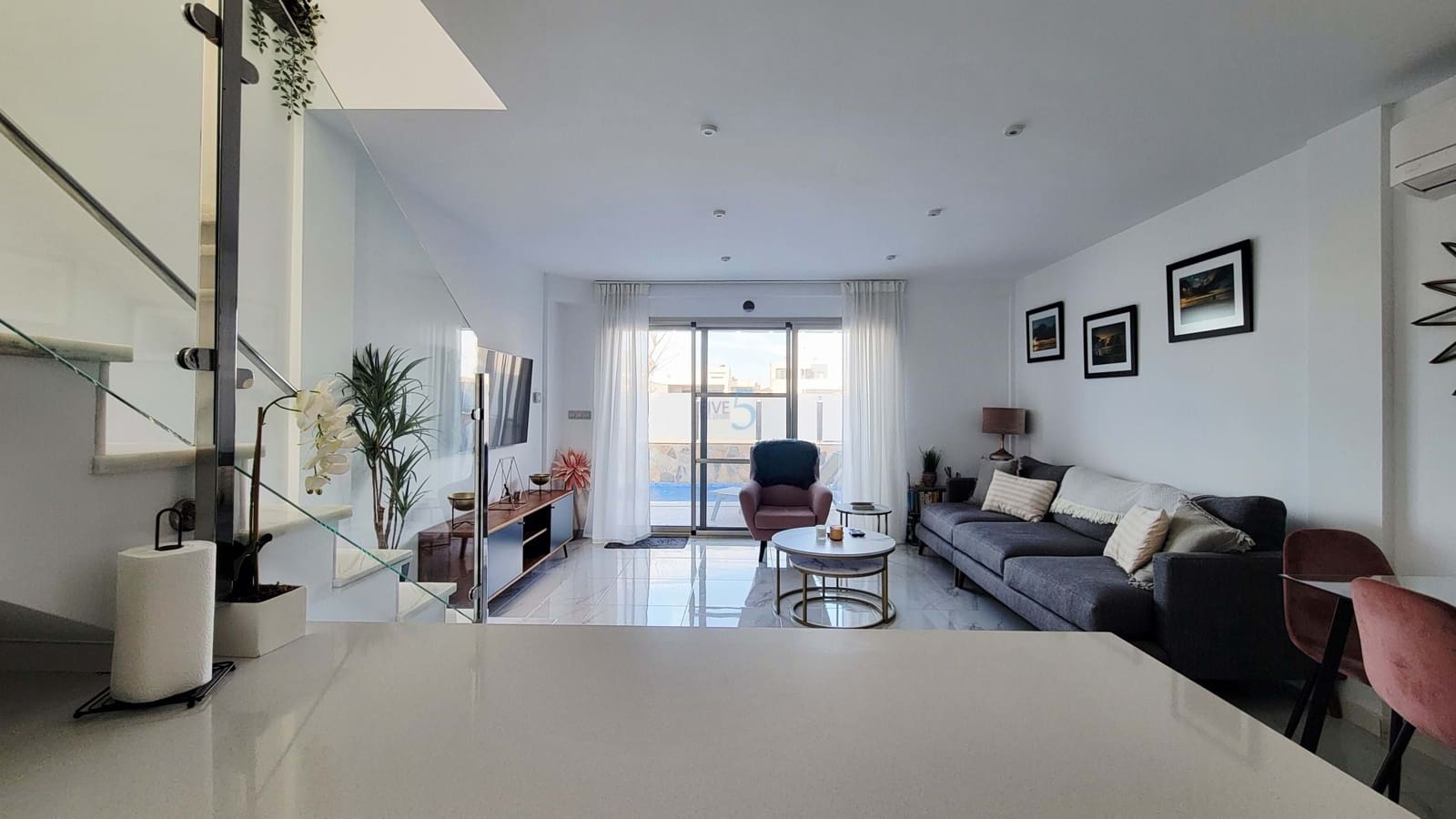 3 quarto Moradia para venda em Los Alcazares com piscina garagem - 329 999 € (Ref: 9588516)