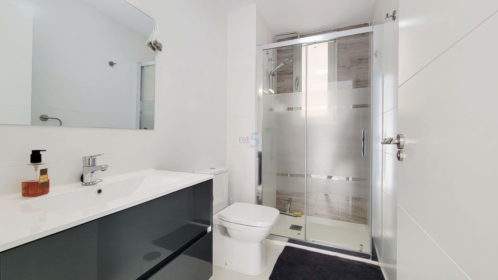 3 quarto Moradia para venda em Los Alcazares com piscina garagem - 329 999 € (Ref: 9588516)