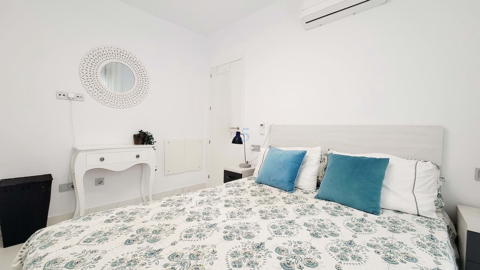 3 quarto Moradia para venda em Los Alcazares com piscina garagem - 329 999 € (Ref: 9588516)