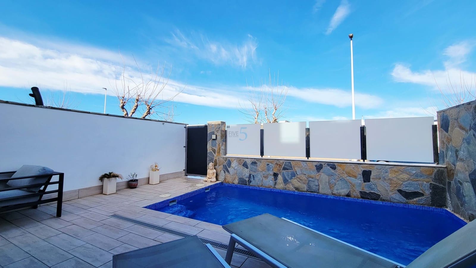 3 quarto Moradia para venda em Los Alcazares com piscina garagem - 329 999 € (Ref: 9588516)