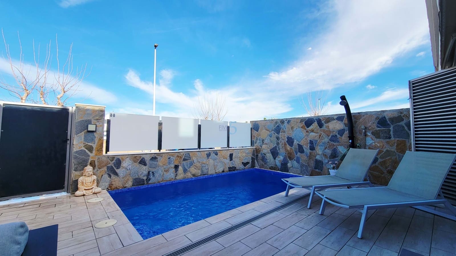 3 quarto Moradia para venda em Los Alcazares com piscina garagem - 329 999 € (Ref: 9588516)