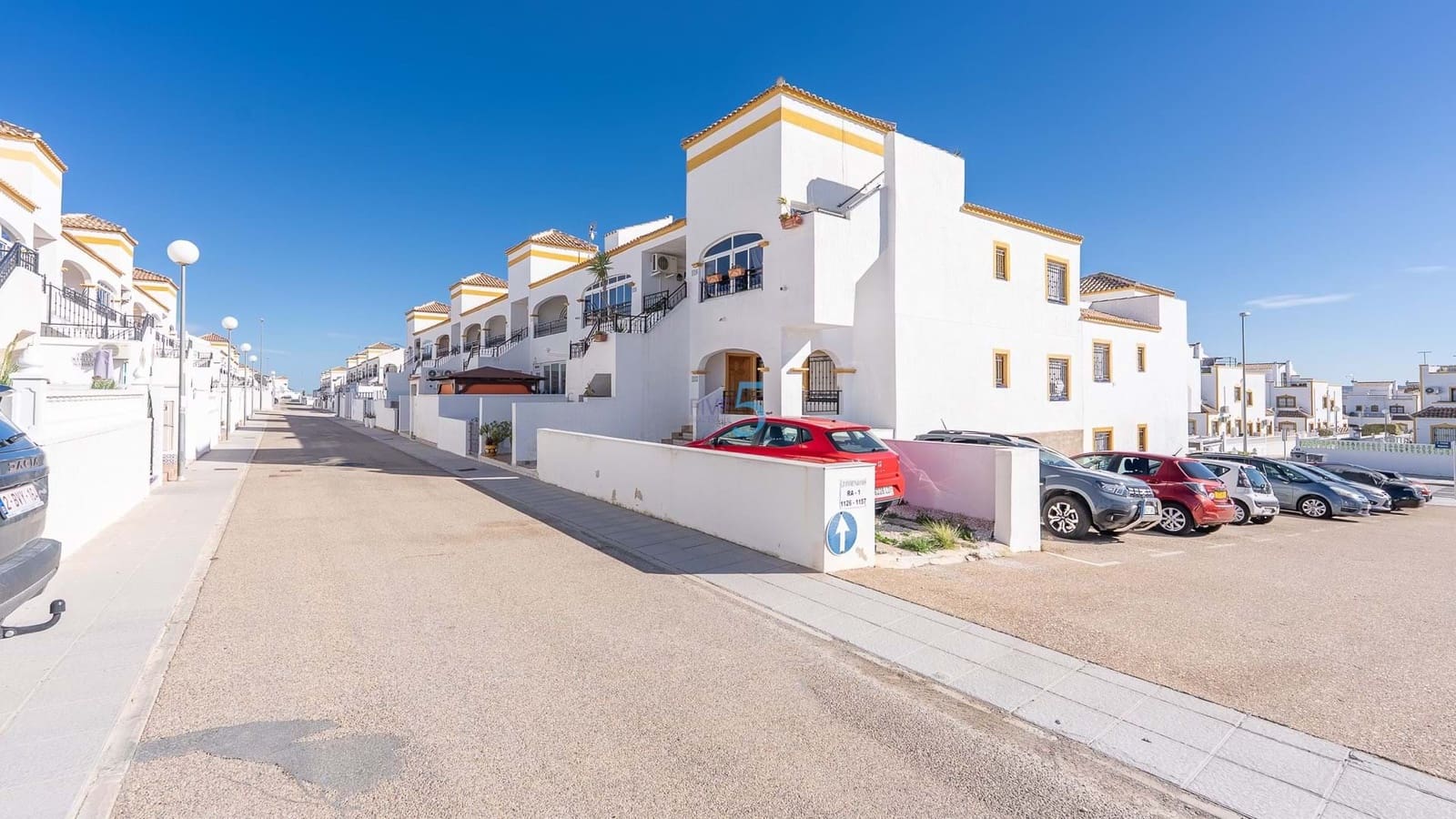 2 bedroom Apartment for sale in Vistabella with pool garage - € 152,000 (Ref: 9590510)