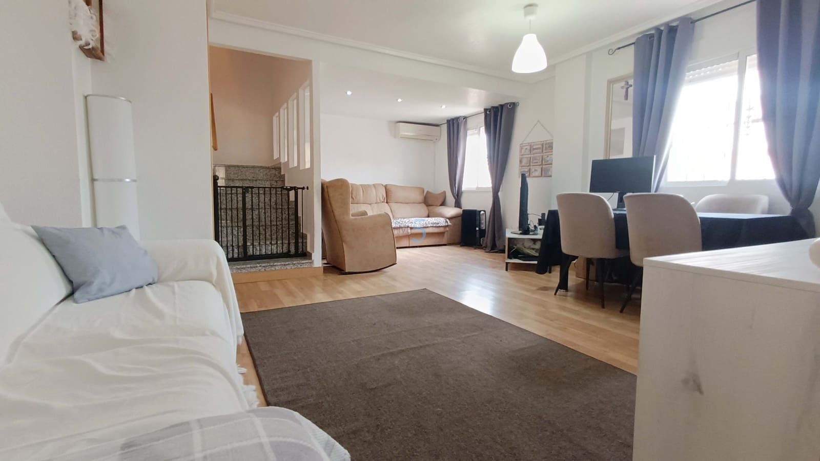 3 camera da letto Villa in vendita in Ciudad Quesada con piscina - 239.995 € (Rif: 9590511)