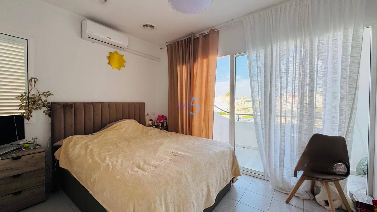 Casa de 3 habitaciones en Torrevieja en venta con piscina - 230.000 € (Ref: 9593153)