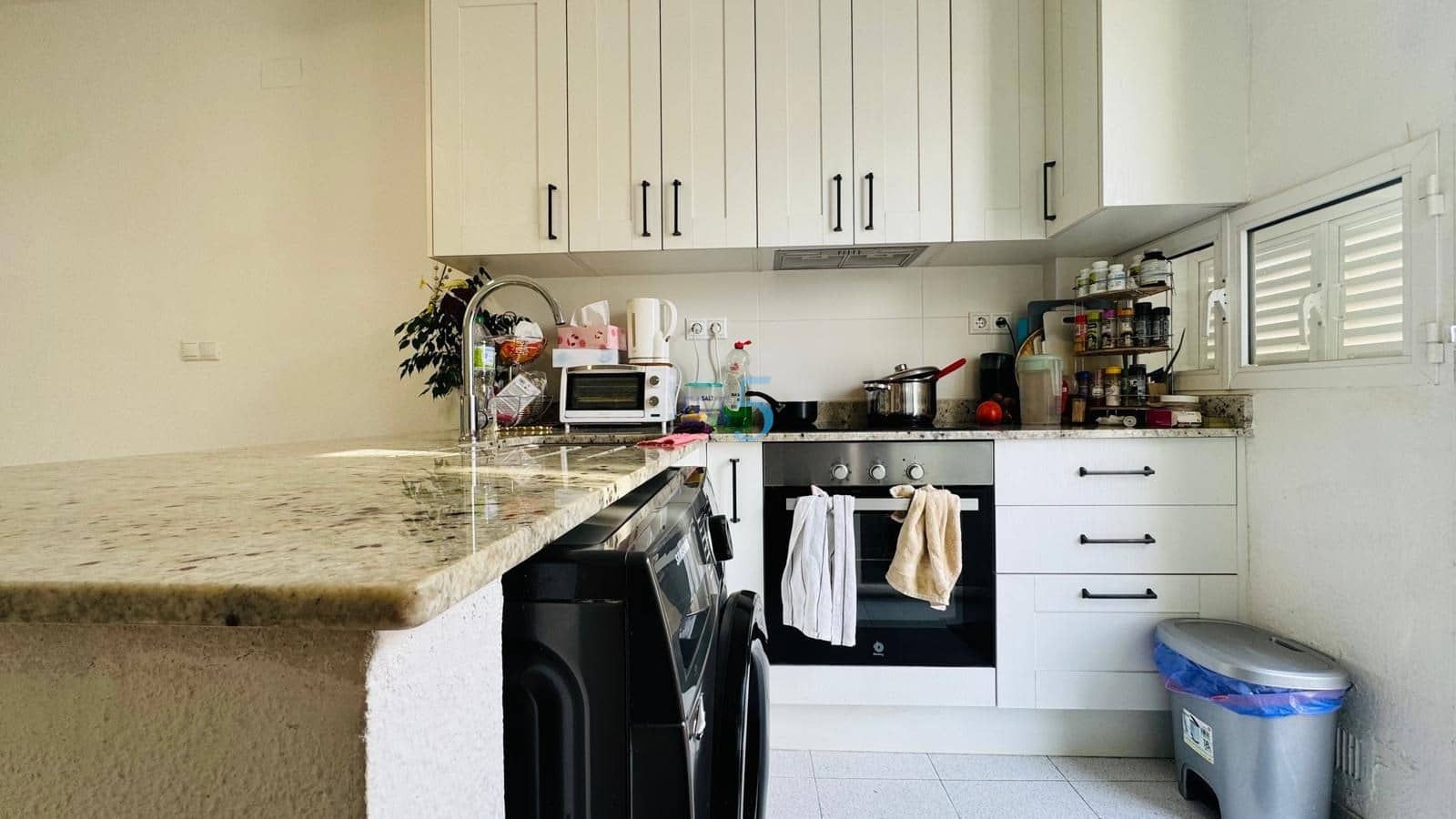 Casa de 3 habitaciones en Torrevieja en venta con piscina - 230.000 € (Ref: 9593153)