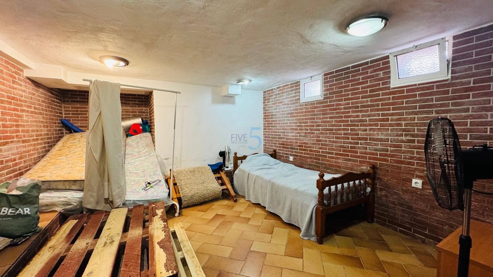 Casa de 3 habitaciones en Torrevieja en venta con piscina - 230.000 € (Ref: 9593153)