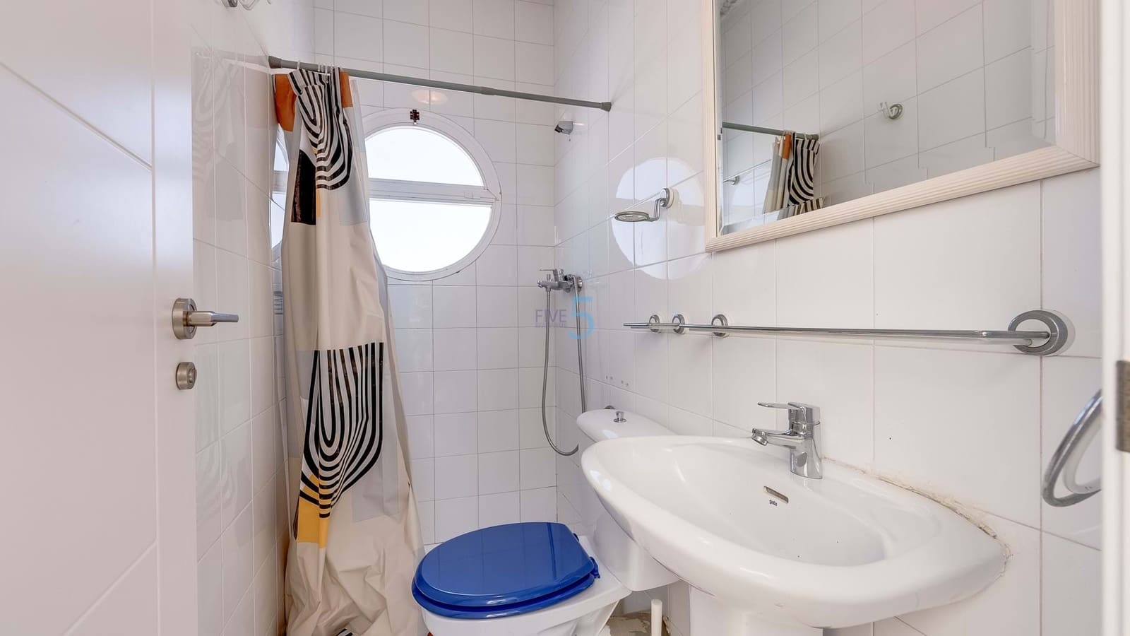 3 soverom Hus til salgs i Torrevieja med svømmebasseng - € 230 000 (Ref: 9593153)