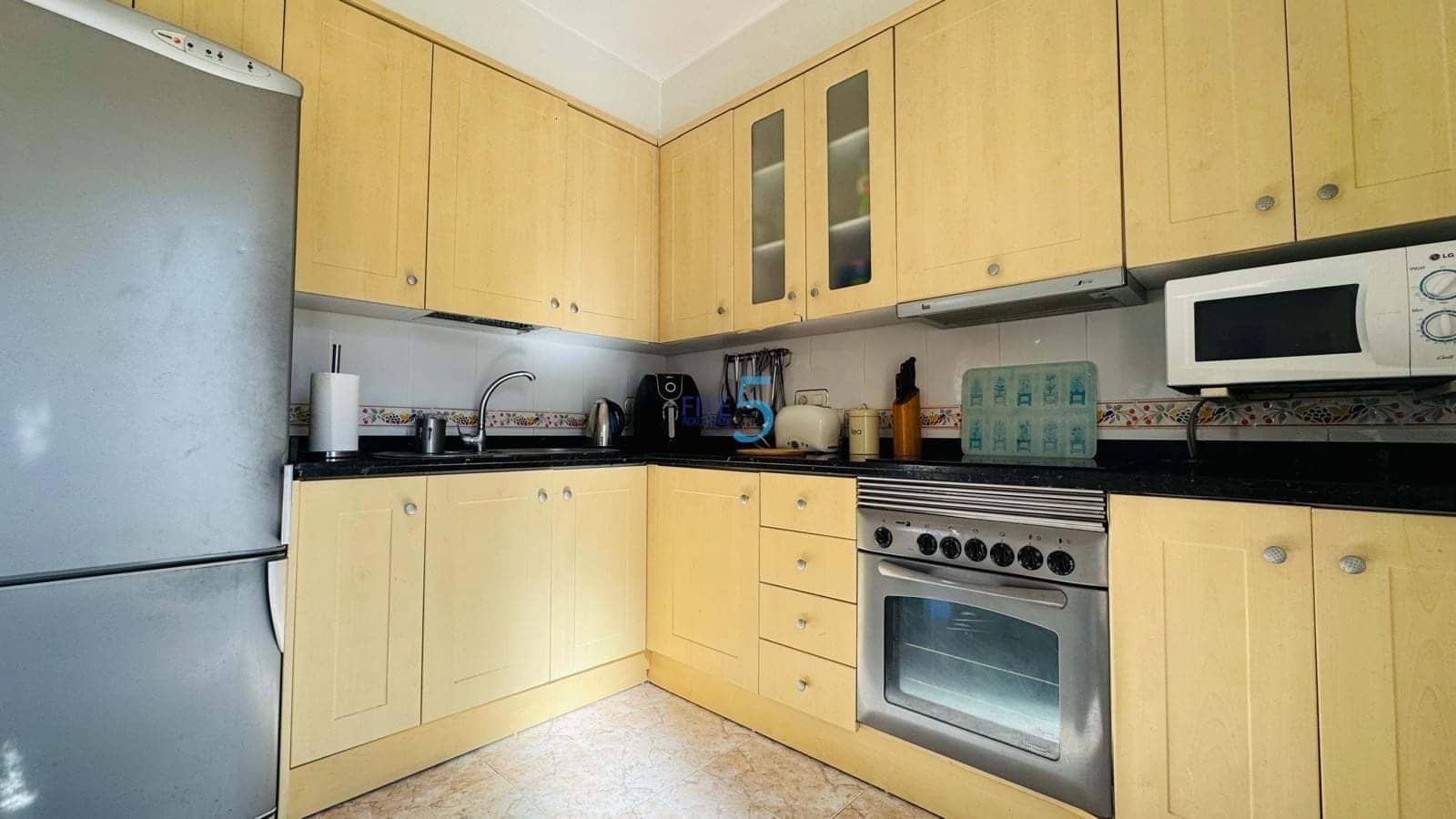 3 Zimmer Haus zu verkaufen in Playa Flamenca mit Pool Garage - 234.000 € (Ref: 9596764)