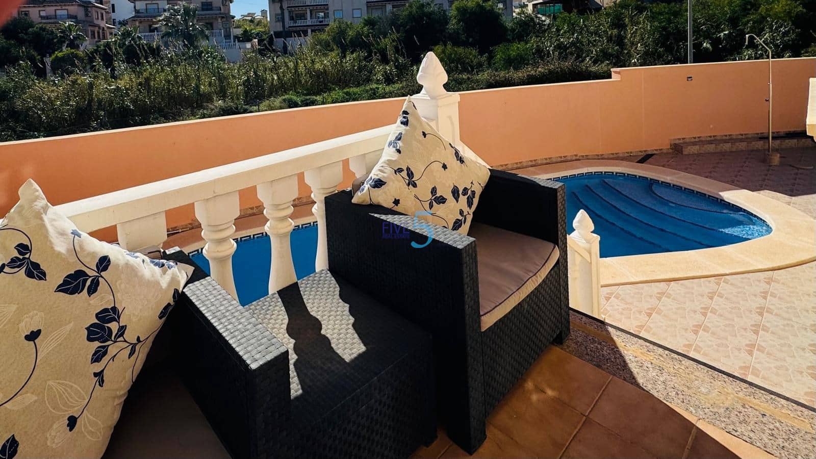 3 Zimmer Haus zu verkaufen in Playa Flamenca mit Pool Garage - 234.000 € (Ref: 9596764)