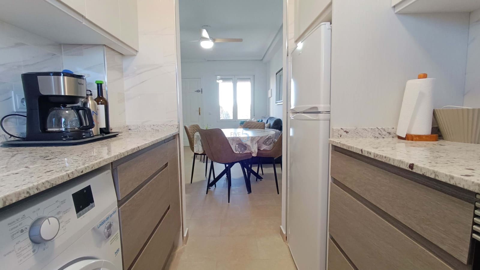 2 bedroom Apartment for sale in Torrevieja with pool garage - € 129,000 (Ref: 9598146)