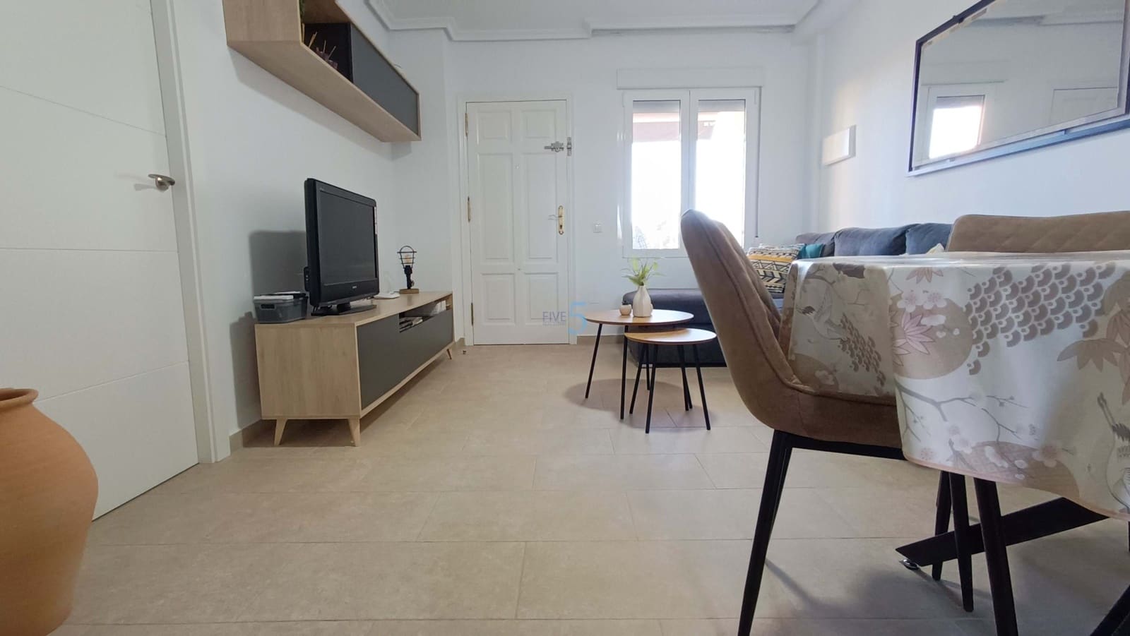 2 bedroom Apartment for sale in Torrevieja with pool garage - € 129,000 (Ref: 9598146)