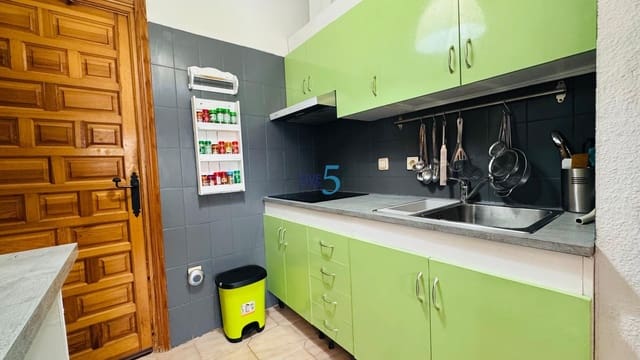 2 Zimmer Haus zu verkaufen in Villamartin, Orihuela - 139.000 € (Ref: 9598272)