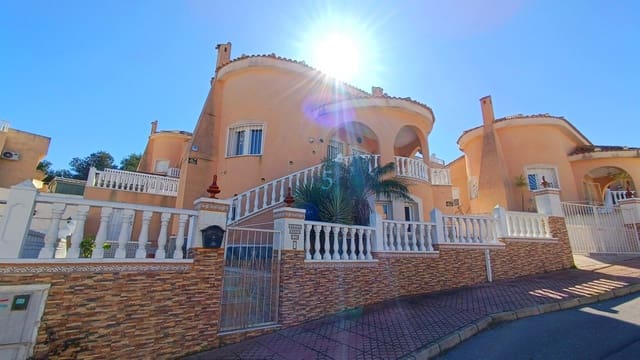 3 camera da letto Villa in vendita in Ciudad Quesada, Rojales con piscina - 299.000 € (Rif: 9598273)