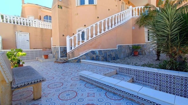 3 camera da letto Villa in vendita in Ciudad Quesada, Rojales con piscina - 299.000 € (Rif: 9598273)