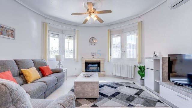 3 soverom Villa til salgs i Ciudad Quesada, Rojales med svømmebasseng - € 299 000 (Ref: 9598273)