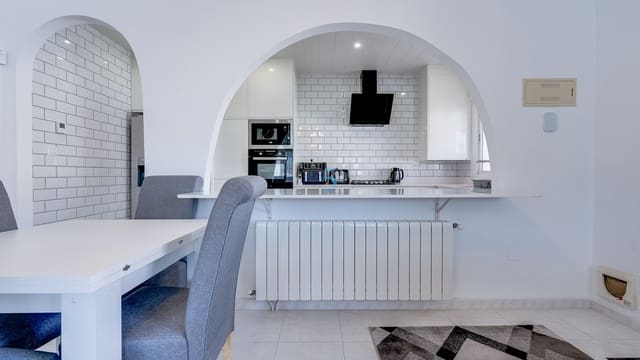 3 soverom Villa til salgs i Ciudad Quesada, Rojales med svømmebasseng - € 299 000 (Ref: 9598273)