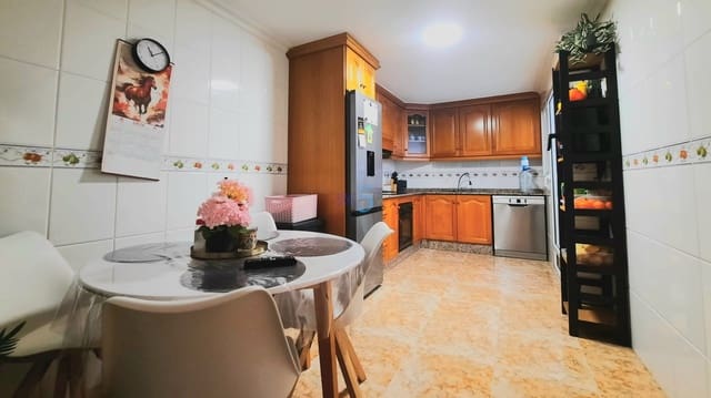 3 slaapkamer Appartement te koop in Almoradí met garage - € 155.000 (Ref: 9599818)
