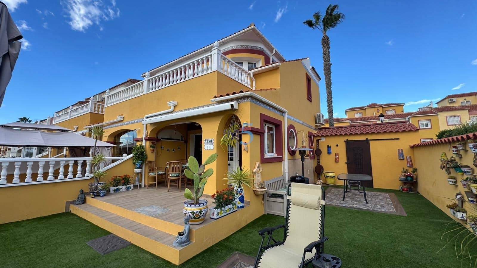 2 quarto Casa em Banda para venda em Cabo Roig com piscina - 249 000 € (Ref: 9599819)