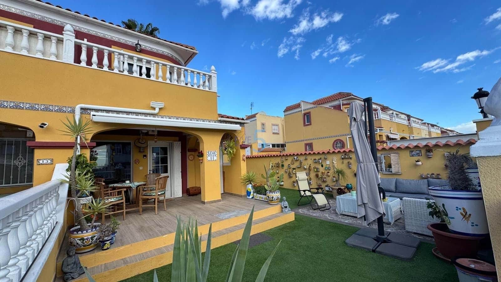 2 quarto Casa em Banda para venda em Cabo Roig com piscina - 249 000 € (Ref: 9599819)
