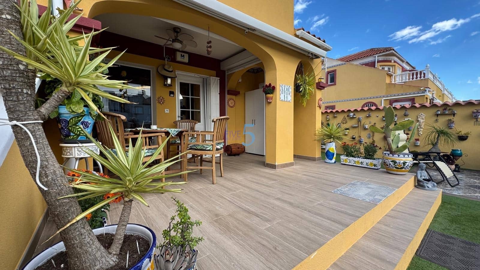 2 quarto Casa em Banda para venda em Cabo Roig com piscina - 249 000 € (Ref: 9599819)