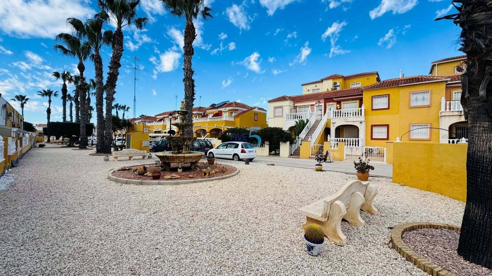 2 quarto Casa em Banda para venda em Cabo Roig com piscina - 249 000 € (Ref: 9599819)