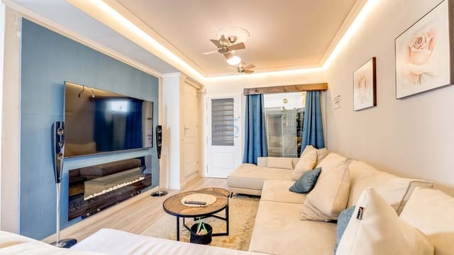 2 Zimmer Haus zu verkaufen in Cabo Roig, Orihuela mit Pool - 249.000 € (Ref: 9599819)