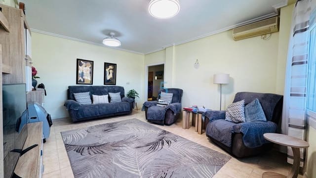 4 makuuhuone Omakotitalo myytävänä paikassa Almoradí mukana uima-altaan 
autotalli - 259 000 € (Ref: 9603217)