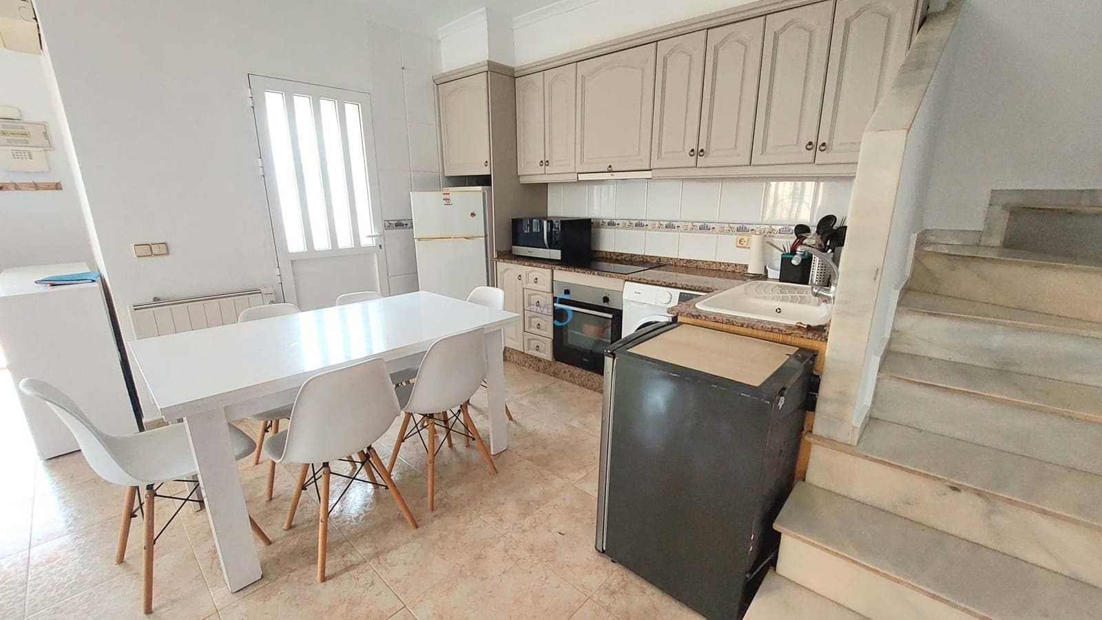 3 soveværelse Semi-Rækkehus til salg i San Miguel de Salinas med swimmingpool garage - € 229.000 (Ref: 9603386)