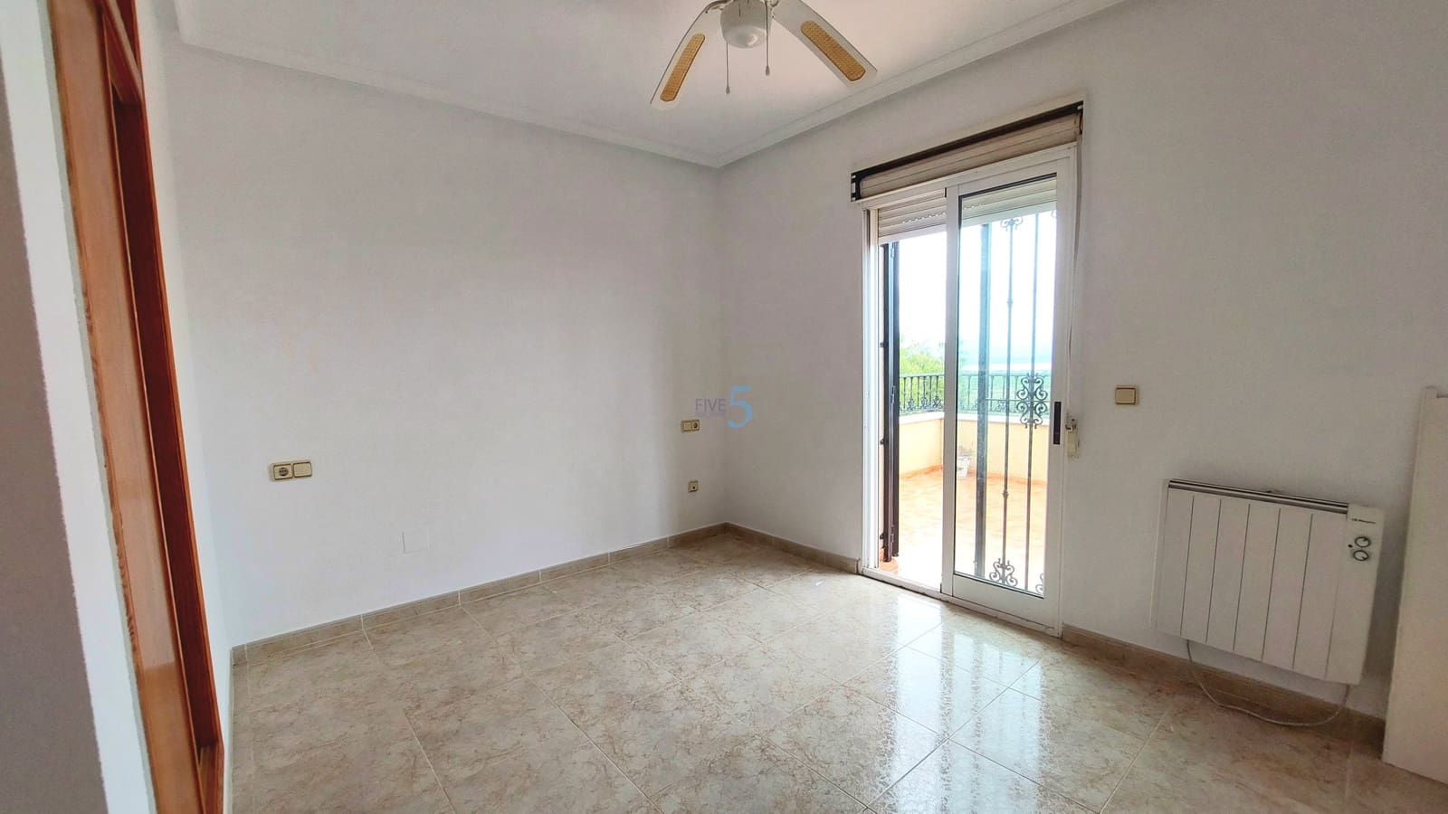 3 soveværelse Semi-Rækkehus til salg i San Miguel de Salinas med swimmingpool garage - € 229.000 (Ref: 9603386)