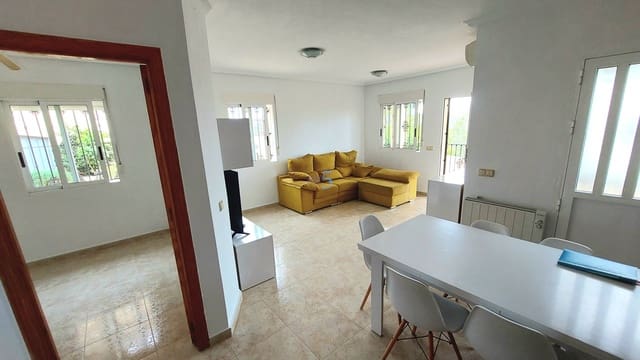 3 soveværelse Semi-Rækkehus til salg i San Miguel de Salinas med swimmingpool garage - € 229.000 (Ref: 9603386)