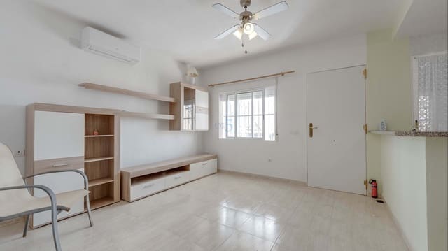 2 slaapkamer Appartement te koop in Villamartin, Orihuela met zwembad - € 134.000 (Ref: 9603525)