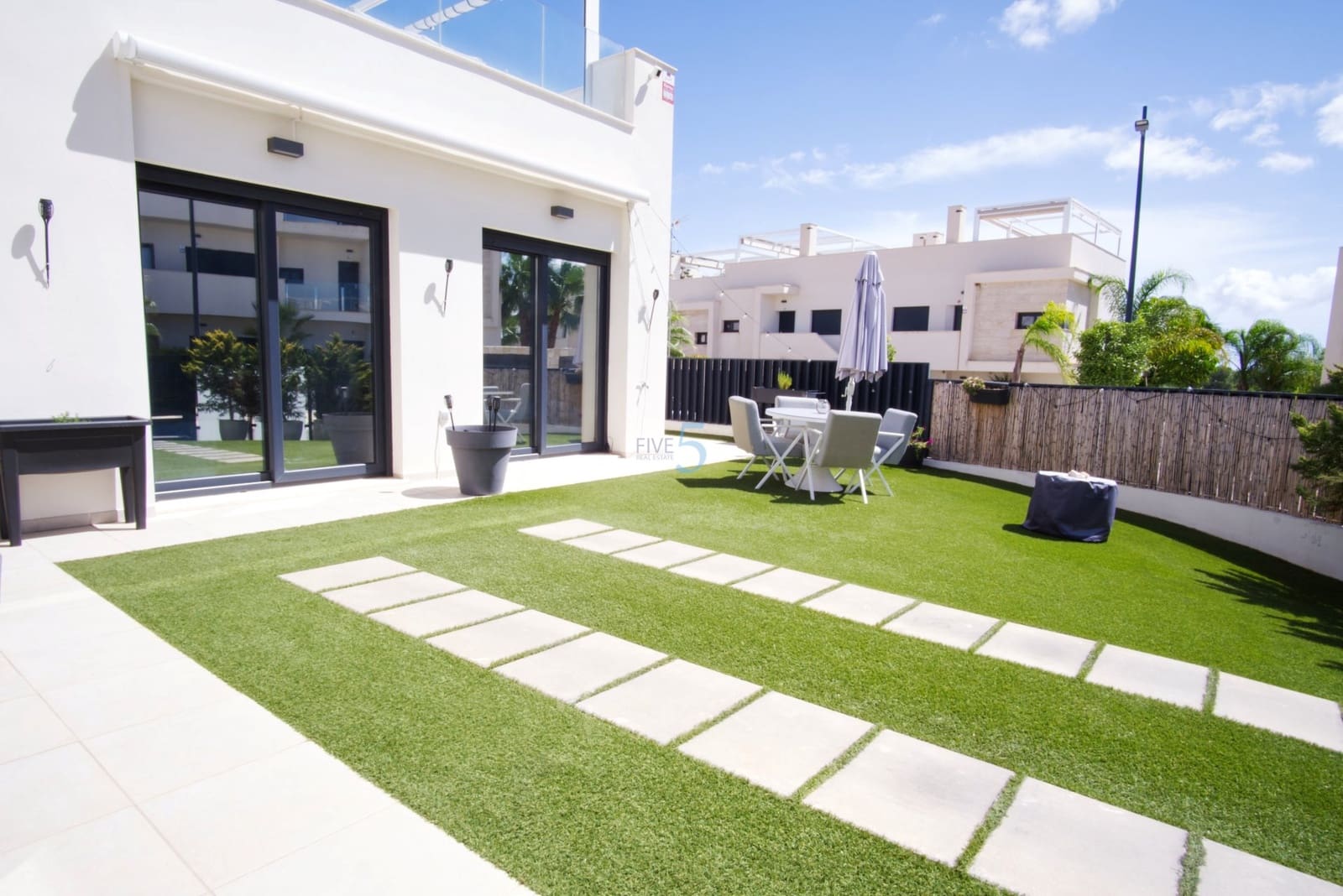 3 chambre Villa/Maison à vendre à Pilar de la Horadada avec piscine garage - 349 000 € (Ref: 9605520)