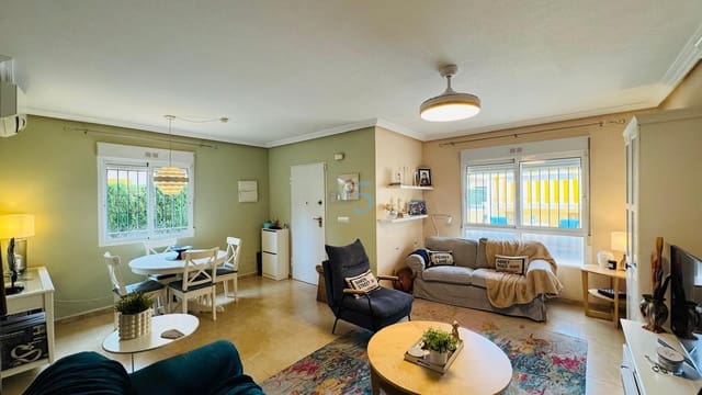 3 soverom Hus til salgs i Lomas de Cabo Roig - Los Dolses, Orihuela med svømmebasseng garasje - € 259 900 (Ref: 9605521)