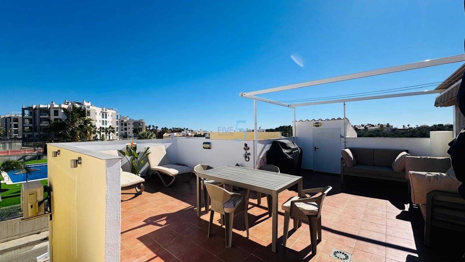 2 soverom Leilighet til salgs i Villamartin med svømmebasseng - € 199 000 (Ref: 9606763)