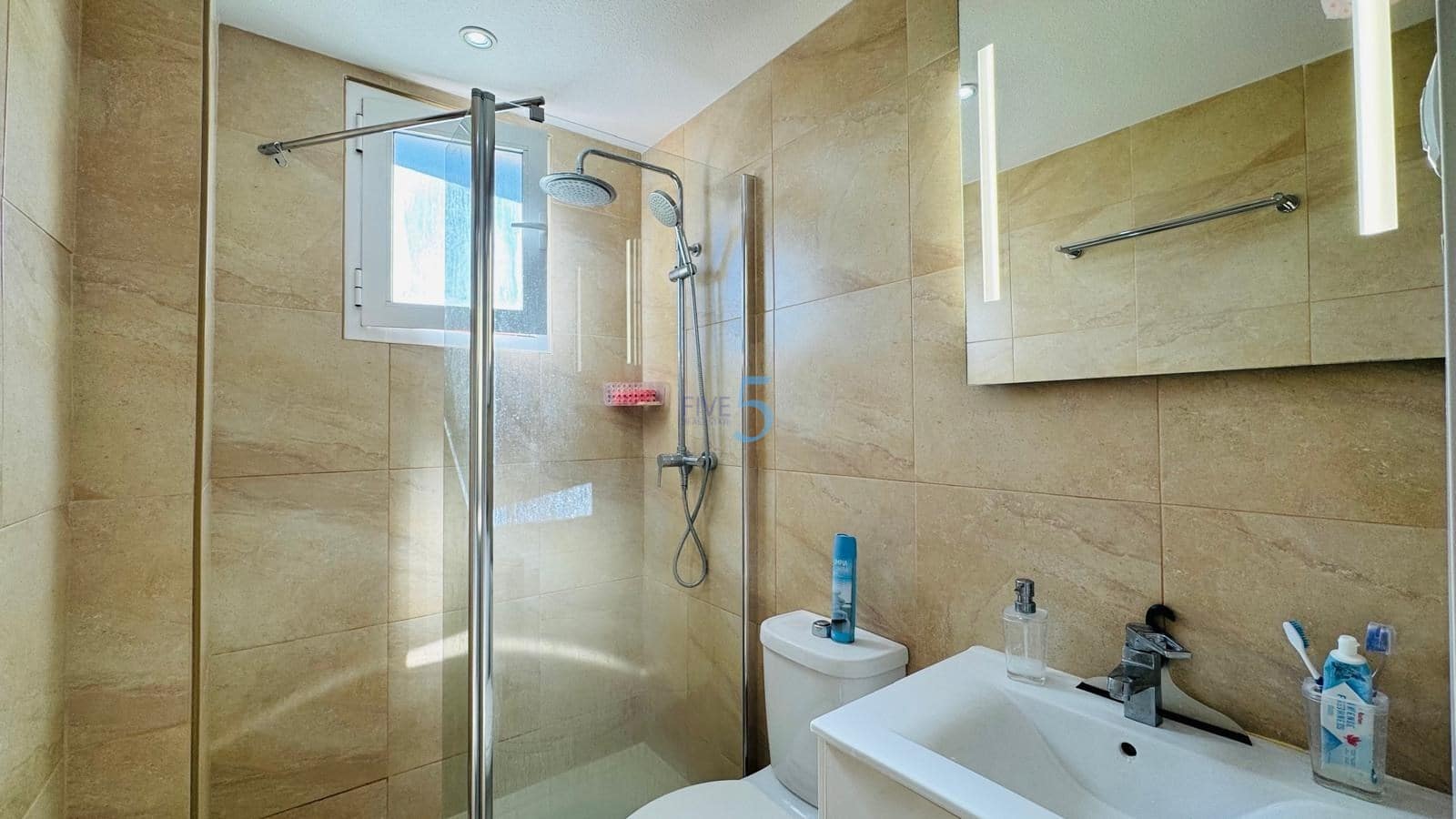 2 soverom Leilighet til salgs i Villamartin med svømmebasseng - € 199 000 (Ref: 9606763)