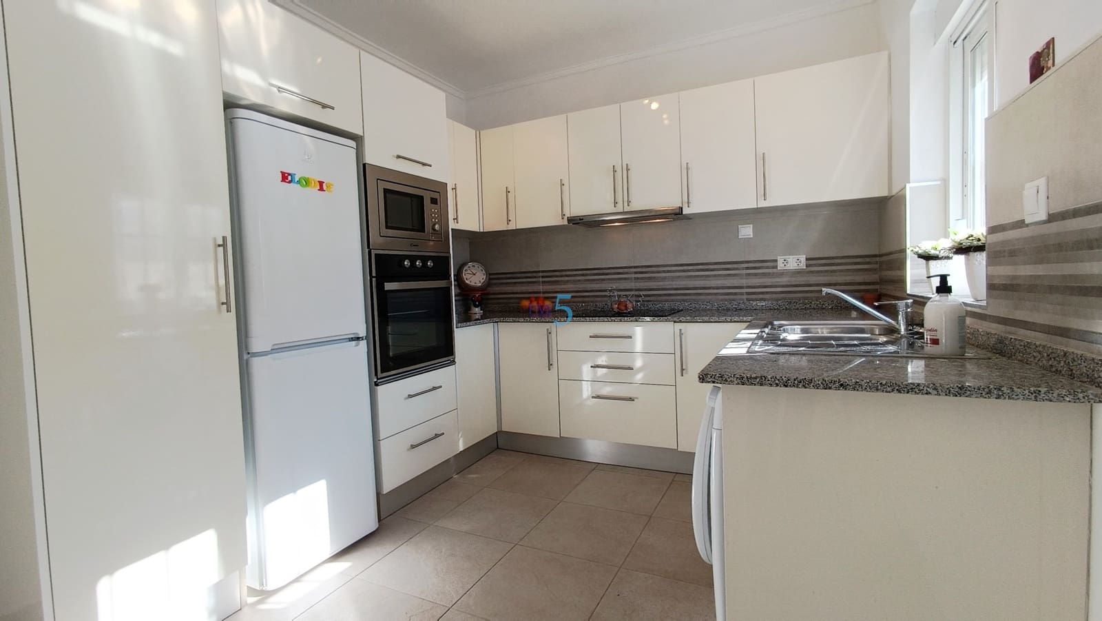 3 bedroom Villa for sale in Torrevieja with pool - € 420,000 (Ref: 9606765)