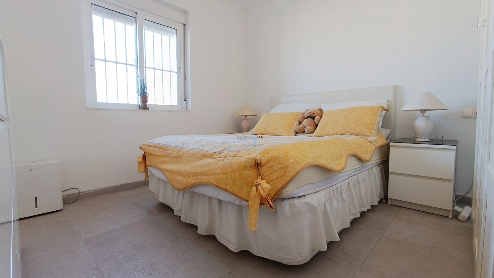 3 bedroom Villa for sale in Torrevieja with pool - € 420,000 (Ref: 9606765)