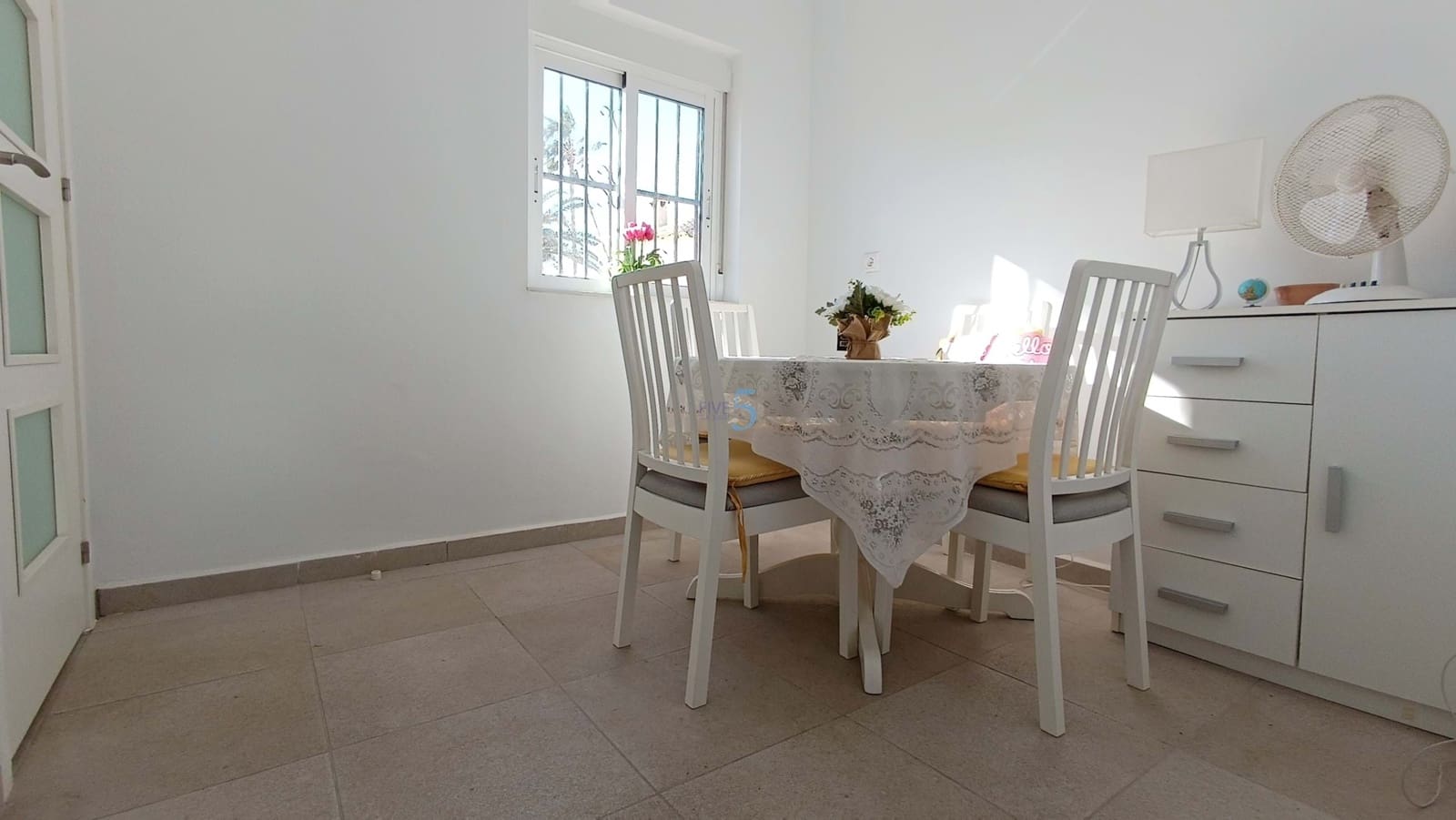 3 bedroom Villa for sale in Torrevieja with pool - € 420,000 (Ref: 9606765)