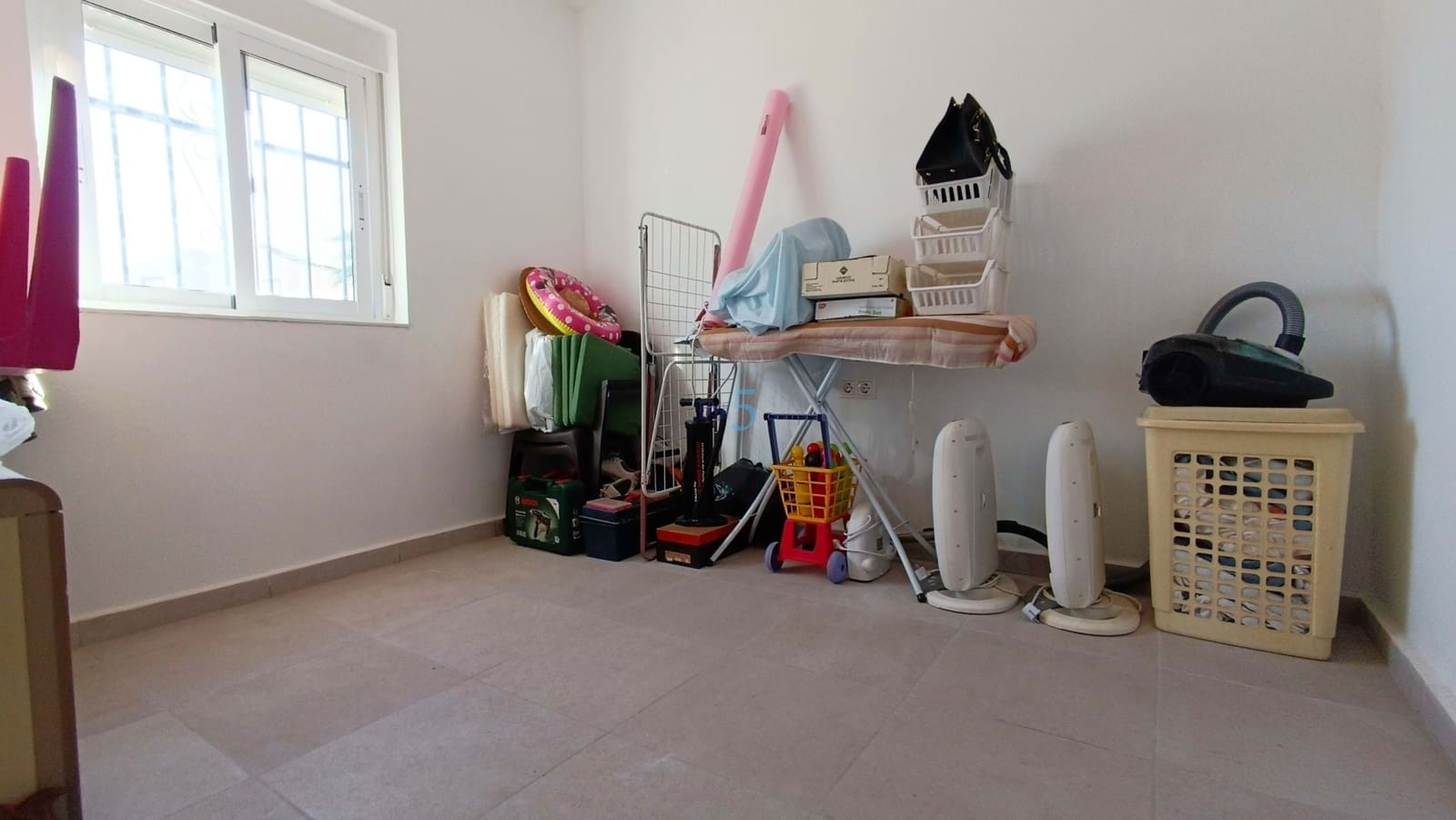 3 bedroom Villa for sale in Torrevieja with pool - € 420,000 (Ref: 9606765)