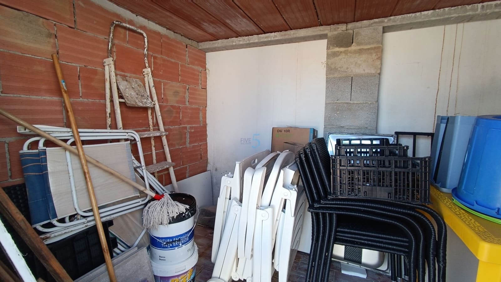 3 bedroom Villa for sale in Torrevieja with pool - € 420,000 (Ref: 9606765)