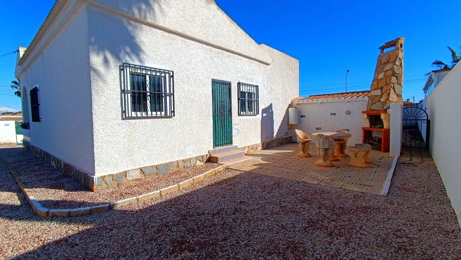 3 bedroom Villa for sale in Torrevieja with pool - € 420,000 (Ref: 9606765)
