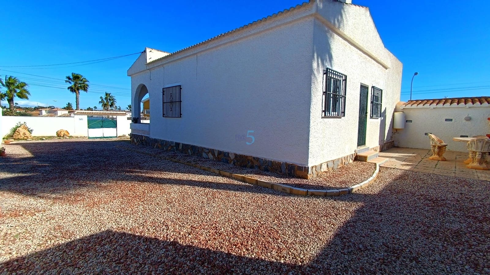 3 bedroom Villa for sale in Torrevieja with pool - € 420,000 (Ref: 9606765)