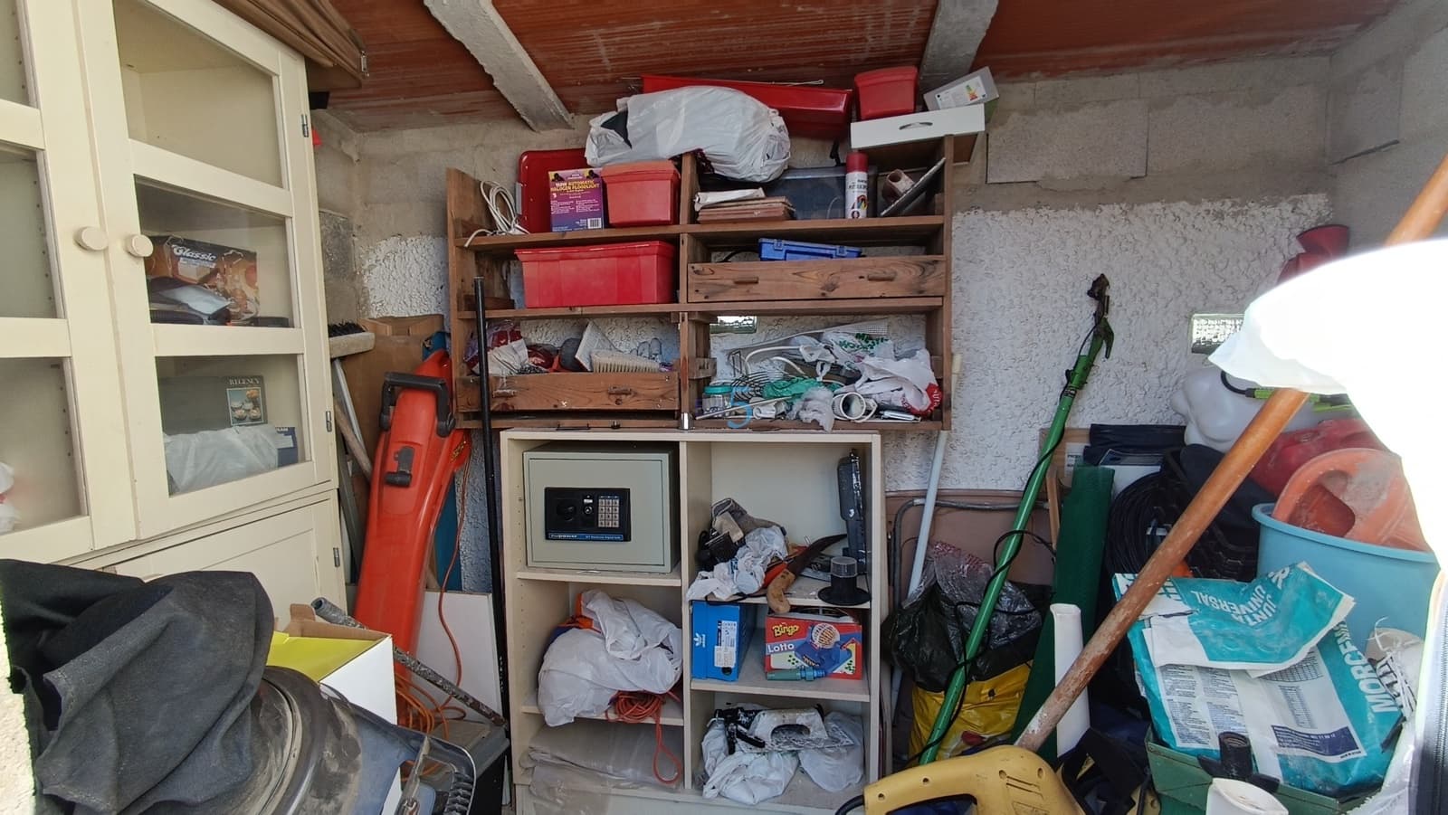 3 bedroom Villa for sale in Torrevieja with pool - € 420,000 (Ref: 9606765)