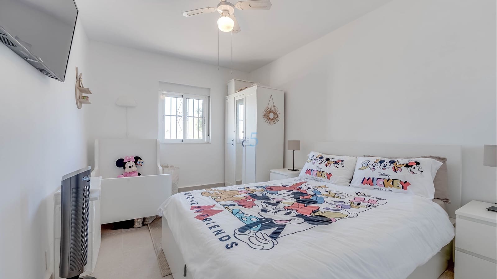3 sypialnia Willa na sprzedaż w Torrevieja z basenem - 399 999 € (Ref: 9606765)