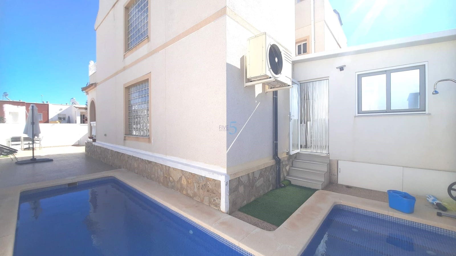 4 makuuhuone Omakotitalo myytävänä paikassa Balsicas mukana uima-altaan - 170 000 € (Ref: 9606904)